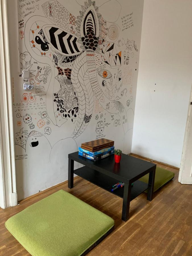 Black Dog Hostel Budapest Exterior photo