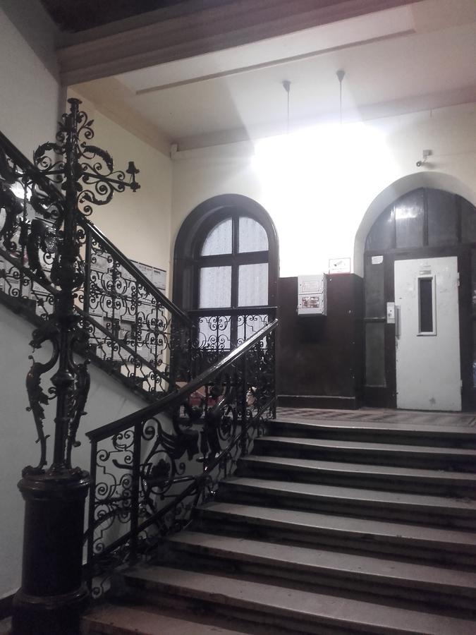 Black Dog Hostel Budapest Exterior photo